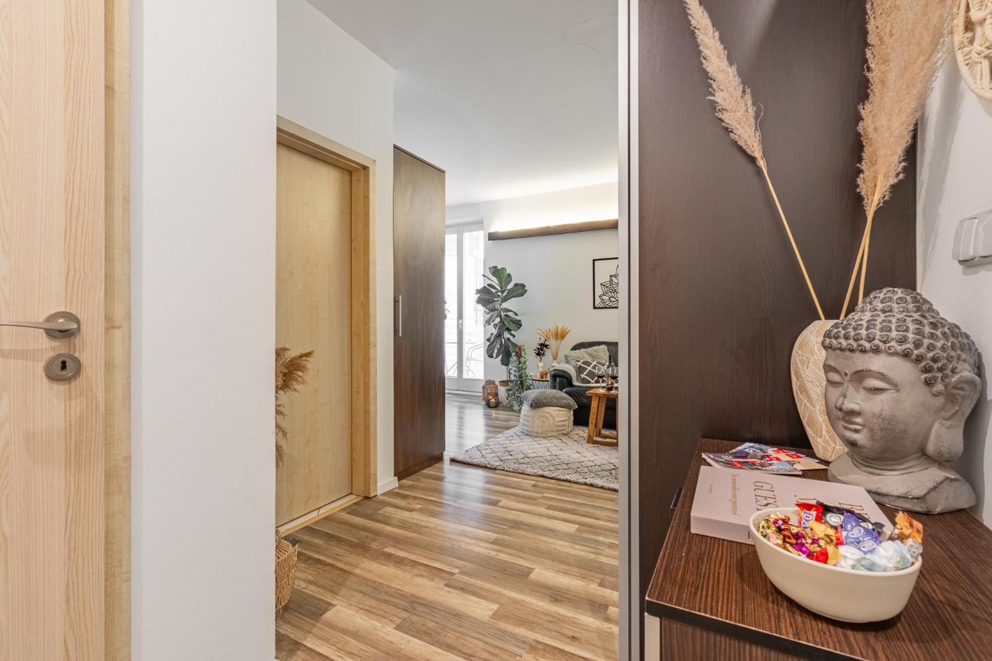 Natural-Style Apartment In The Centre Of Pressburg Exterior foto